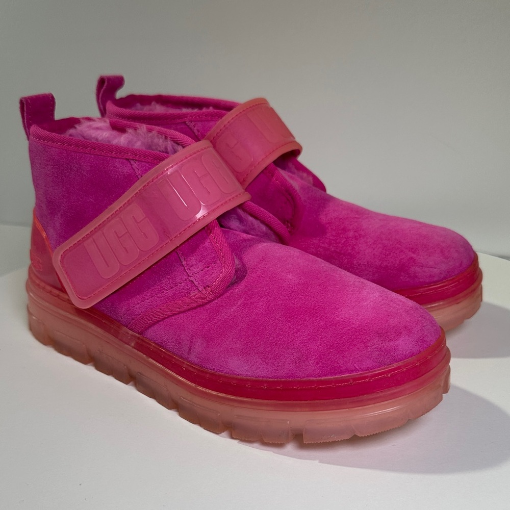 Ugg neumel suede chukka boots clear soles carnation pink women’s SZ 7